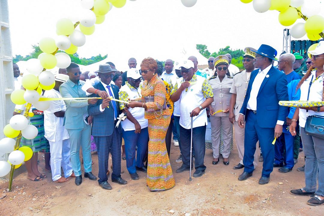 la cérémonie officielle de remise des clés des villas de la Cité Jules Mamert de Sakassou. (Region de Bouake)